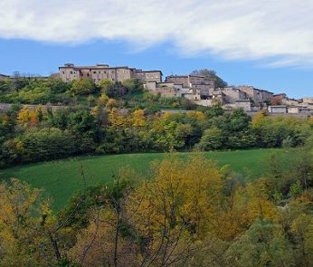 Viaggi low cost autunno nelle Marche: foliage autunnale a Urbino
