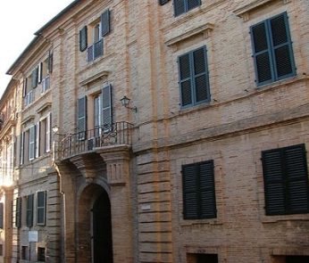 Recanati, Palazzo Leopardi